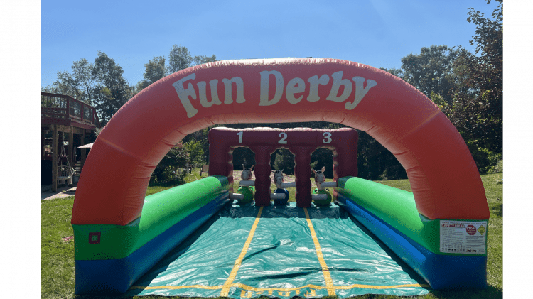 3 LANE INFLATABLE HORSE DERBY